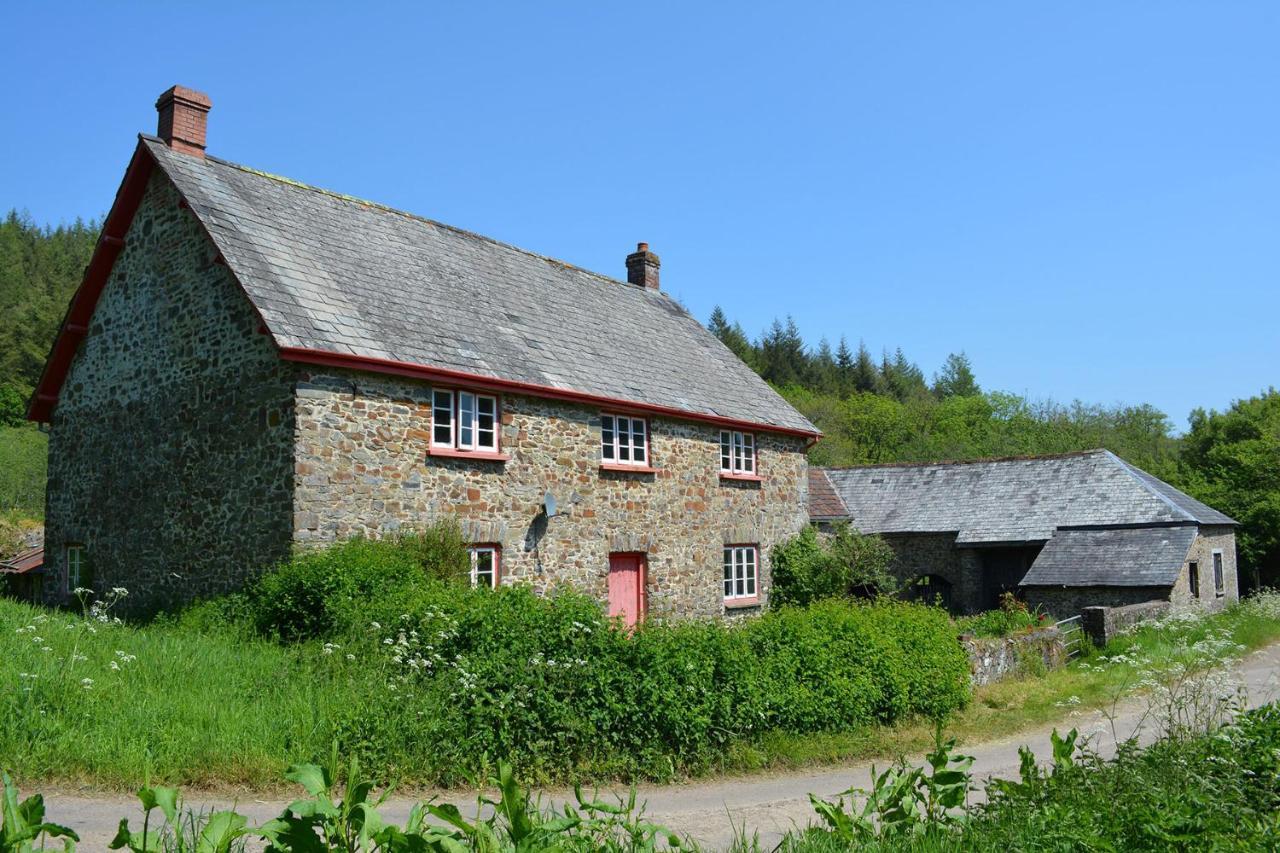Hotel Aldridge Mill Oakford Esterno foto